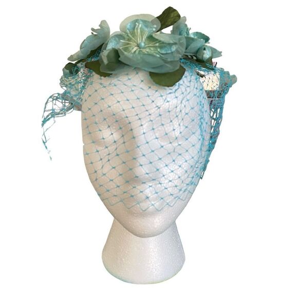 Elegant Blue Floral Veil Hat - Picture 2 of 6